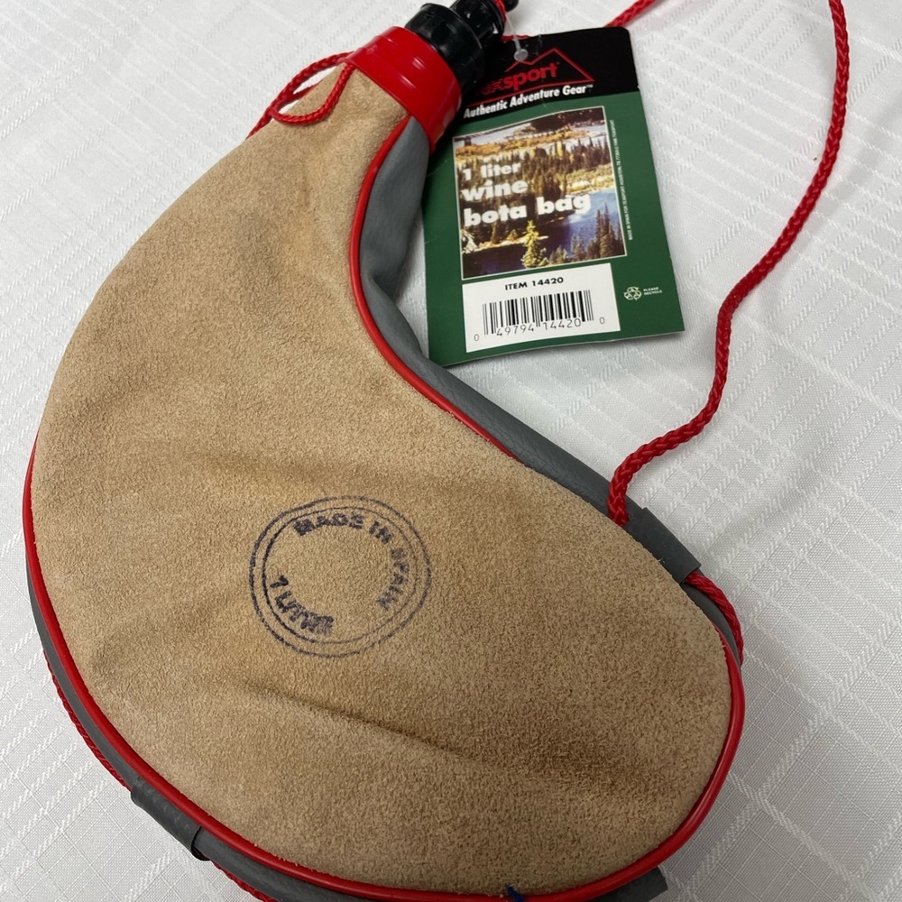 Tan and Red Wine Bota Bag